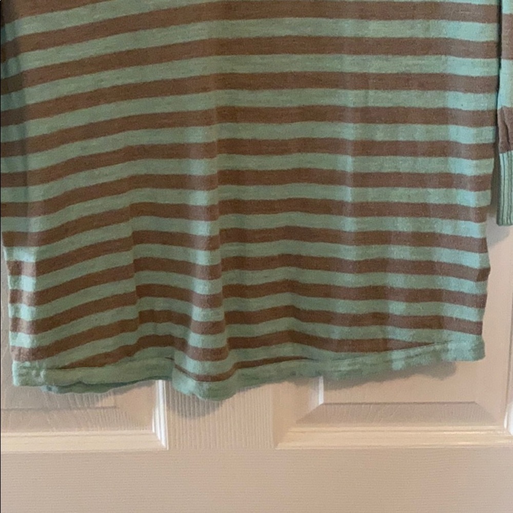 Sweater - Picture 3 of 6